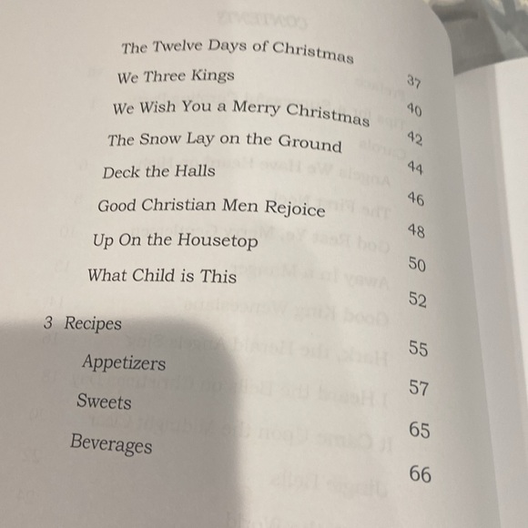 Christmas Carol Songbook: Words to All Your Favorate Holiday Tunes - Picture 3 of 3